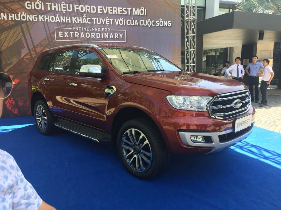  Ford Everest 2018 đã có mặt tại Việt Nam, dự kiến bán ra thị trường trong vài ngày tới