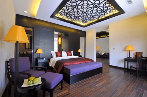  Khu nghỉ dưỡng có 78 phòng và biệt thự mang vẻ đẹp mộc mạc với không gian thư thái. Giá từ 1,68 triệu đồng đến 9,545 triệu đồng một đêm.