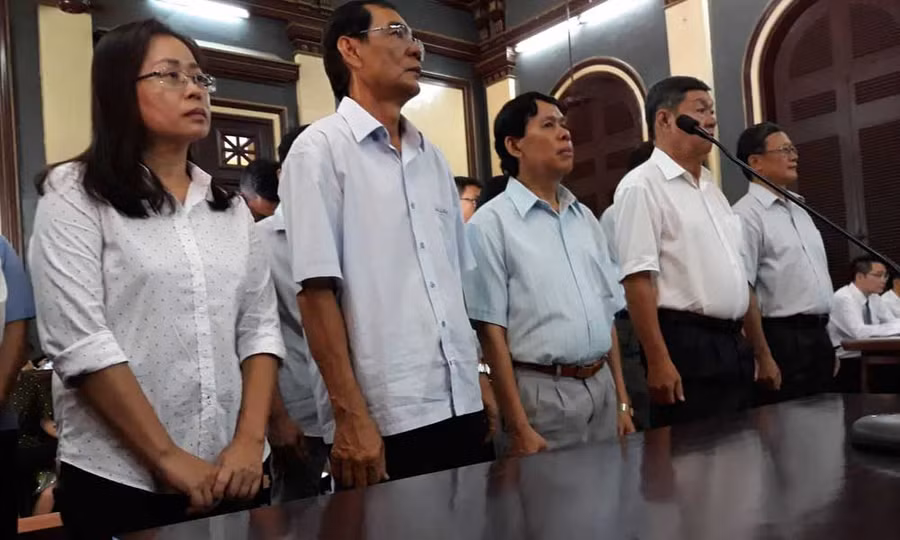  Các bị cáo tại tòa