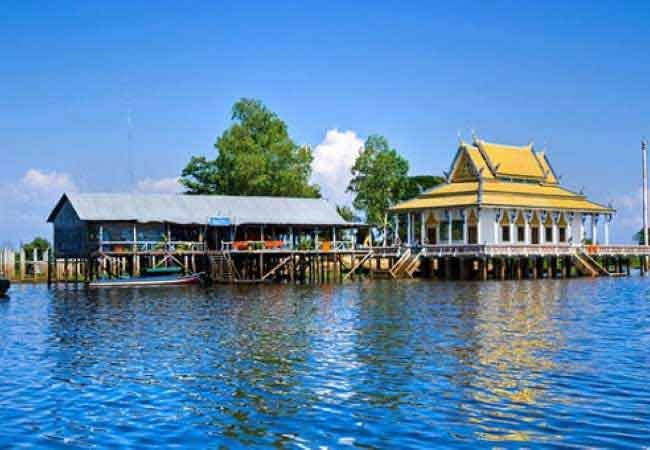 Tham quan Biển hồ Tonle Sap khi đến Campuchia. Ảnh: dichvudulich Tham quan Biển hồ Tonle Sap khi đến Campuchia. Ảnh: dichvudulich