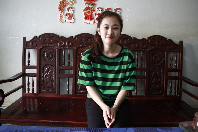 Nữ sinh bị cưa chân trúng tuyển vào Trường ĐH Luật TP.HCM. Ảnh: Thúy Diễm (Dân Trí)  Nữ sinh bị cưa chân trúng tuyển vào Trường ĐH Luật TP.HCM. Ảnh: Thúy Diễm (Dân Trí)