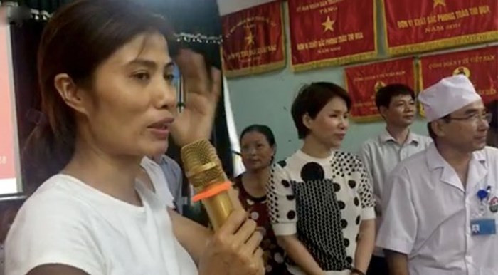 Chị Hương chia sẻ mong muốn vẫn được quan tâm và gặp gỡ cháu M. thường xuyên. Chị Hương chia sẻ mong muốn vẫn được quan tâm và gặp gỡ cháu M. thường xuyên