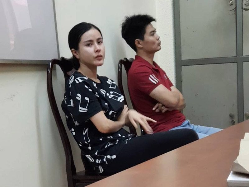  Trần Thị Hồng Trinh, là người tình cũng là người giúp sức tích cực cho Đạt trong việc xây dựng và điều hành hệ thống cờ bạc qua mạng