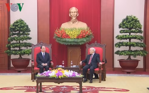 Tổng Bí thư Nguyễn Phú Trọng tiếp đồng chí Hoàng Khôn Minh