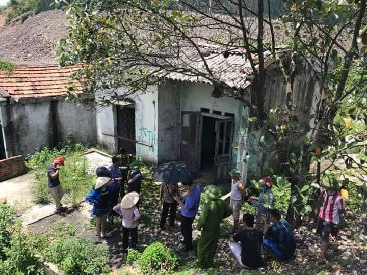Ngôi nhà hoang phát hiện thi thể của người đàn ông tử vong. Ngôi nhà hoang phát hiện thi thể của người đàn ông tử vong.