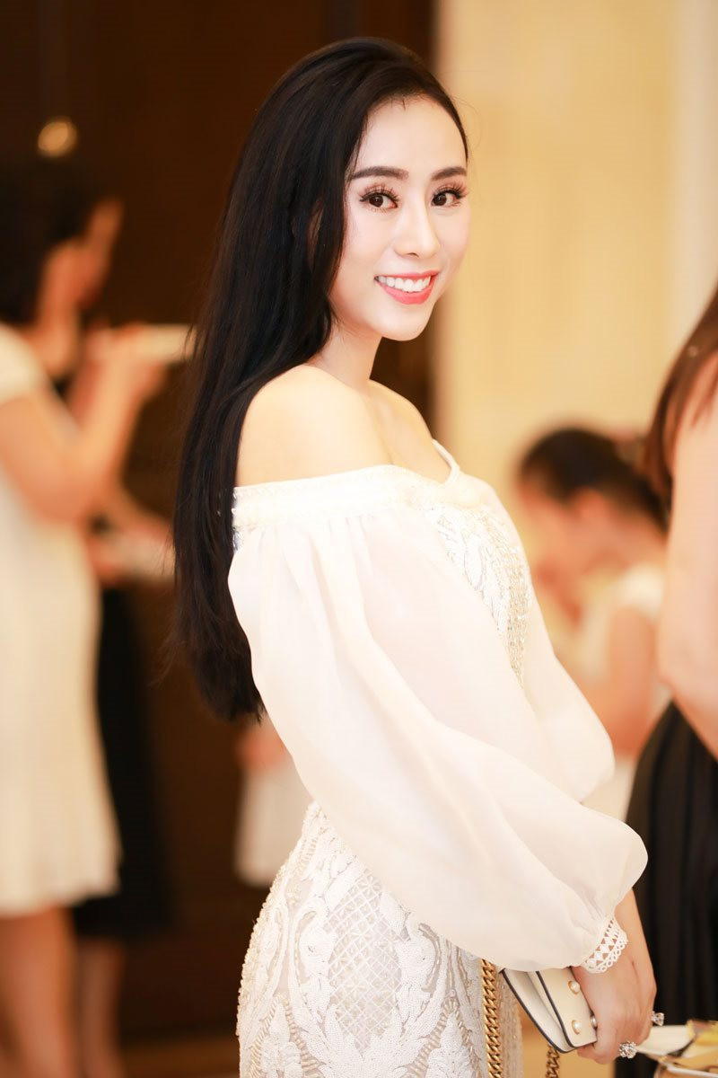 Á hậu Doanh nhân Thế giới người Việt- Ngô Thùy Linh. Á hậu Doanh nhân Thế giới người Việt- Ngô Thùy Linh.