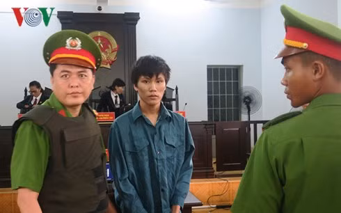  Bị cáo Nguyễn Minh Hải lãnh án 18 tháng tù treo và được trả tự do tại tòa