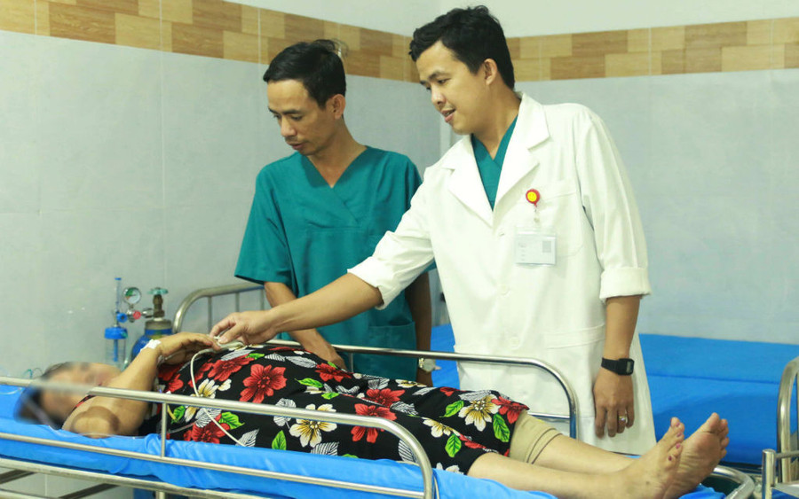 Nữ bệnh nhân nhập viên do nuốt phải viên thuốc còn nguyên vỏ