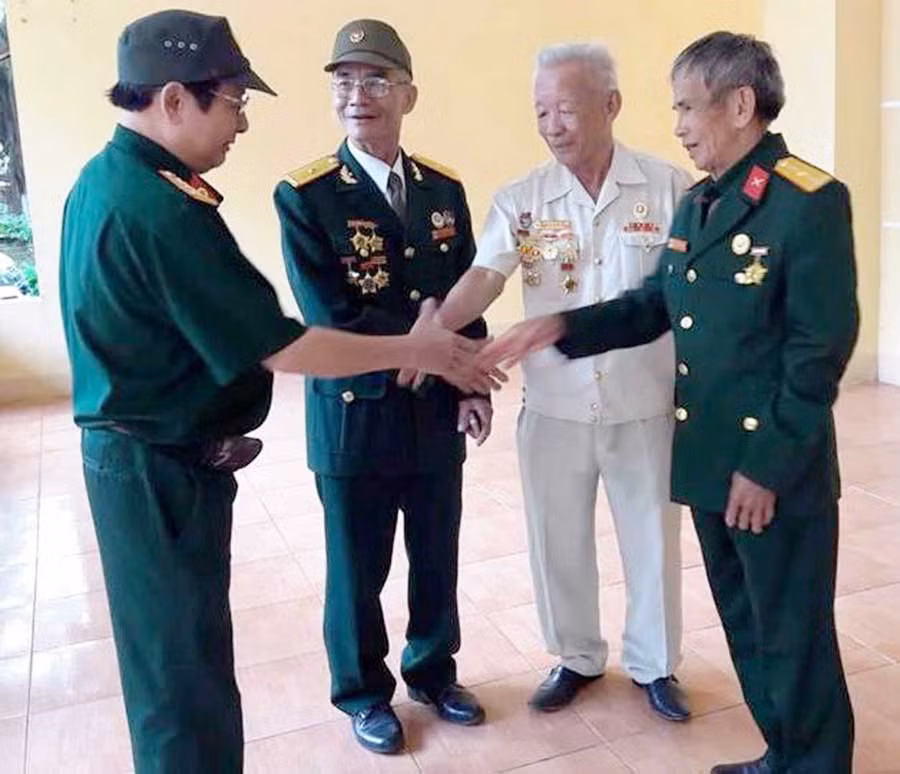  Cựu chiến binh Khe Sanh trong ngày gặp lại. Ảnh: H.T