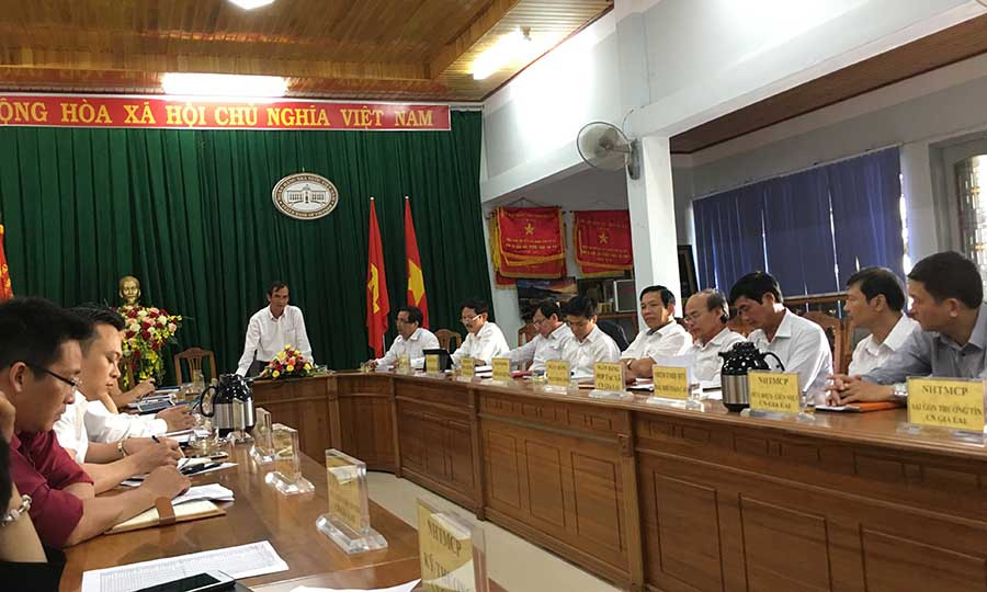  Ông Nguyễn Văn Cư-Giám đốc NHNN chi nhánh tỉnh phát biểu chỉ đạo tại Hội nghị. Ảnh: 