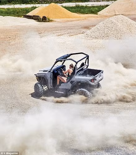 Những bức ảnh đẹp của Gigi Hadid sẽ có trong tạp chí V số 118 xuất bản vào ngày 12-7.