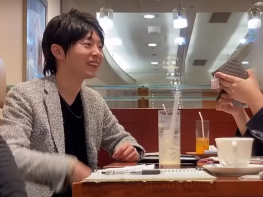 Đối tượng Miyagawa gặp gỡ một nạn nhân - ẢNH: MBS NEWS