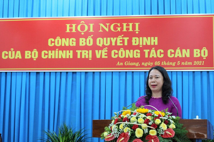 Phó Chủ tịch nước Võ Thị Ánh Xuân (nguyên Bí thư Tỉnh ủy An Giang) phát biểu tại buổi lễ công bố Phó Chủ tịch nước Võ Thị Ánh Xuân (nguyên Bí thư Tỉnh ủy An Giang) phát biểu tại buổi lễ công bố