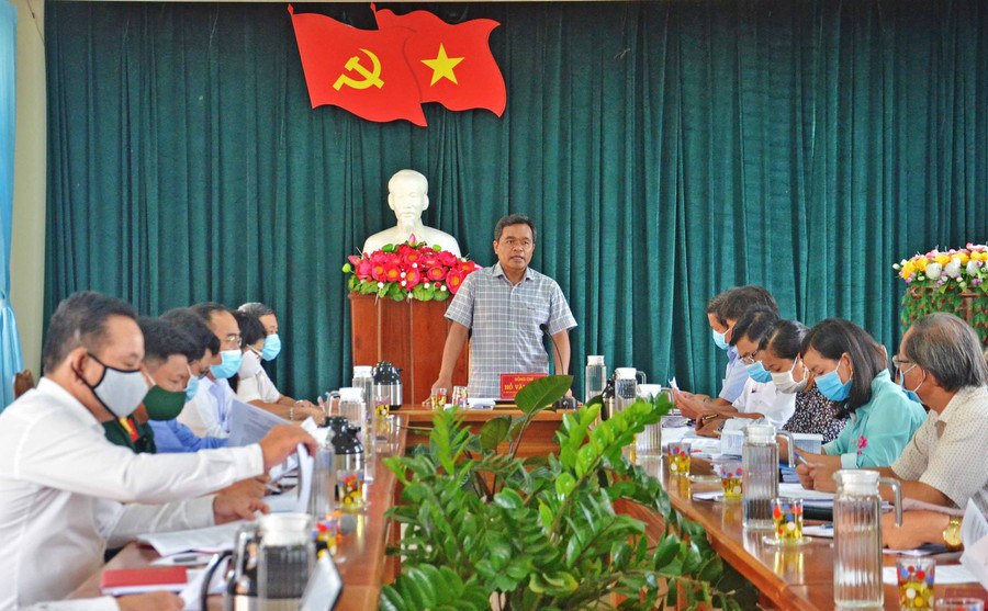 11-5 Quang cảnh buổi làm việc của Đoàn kiểm tra số 1 với Ủy ban bầu cử huyện Đak Pơ-ảnh P.L