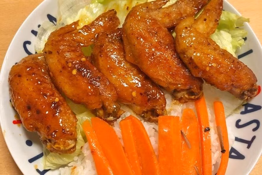 Thịt gà có tác dụng trong việc giảm cân, duy trì khối cơ bắp, cải thiện tâm trạng. Ảnh: Thanh Ngọc.