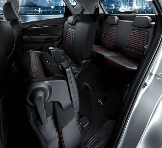 Kích thước KIA Sonet chỉ hơn 4,1 mét nhưng đủ "nhét" 3 hàng ghế Kích thước KIA Sonet chỉ hơn 4,1 mét nhưng đủ