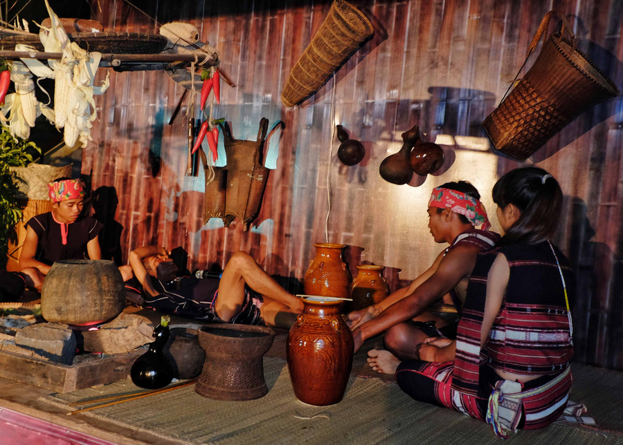 Tái hiện không gian hát kể sử thi của người Bahnar-di sản văn hóa phi vật thể quốc gia