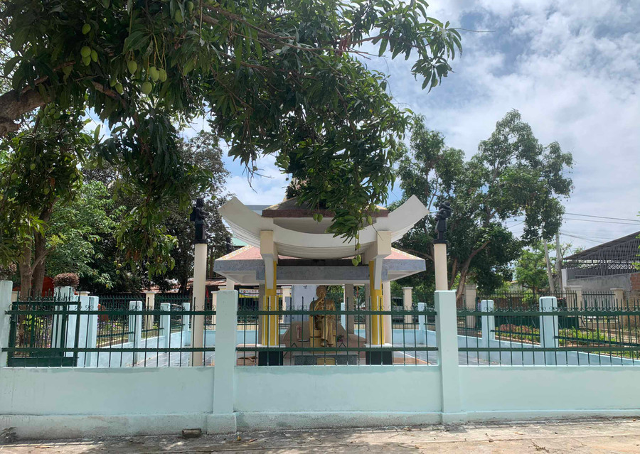 Quang cảnh Di tích lịch sử-văn hóa cấp tỉnh Khu mộ nhà giáo Nay Der-ảnh P.V