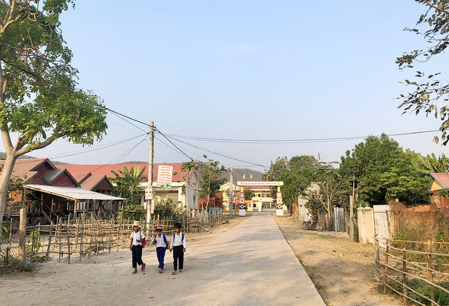 Một góc buôn Ma Rôk (xã Chư Gu, huyện Krông Pa). Ảnh: Lê Nam  Một góc buôn Ma Rôk (xã Chư Gu, huyện Krông Pa). Ảnh: Lê Nam