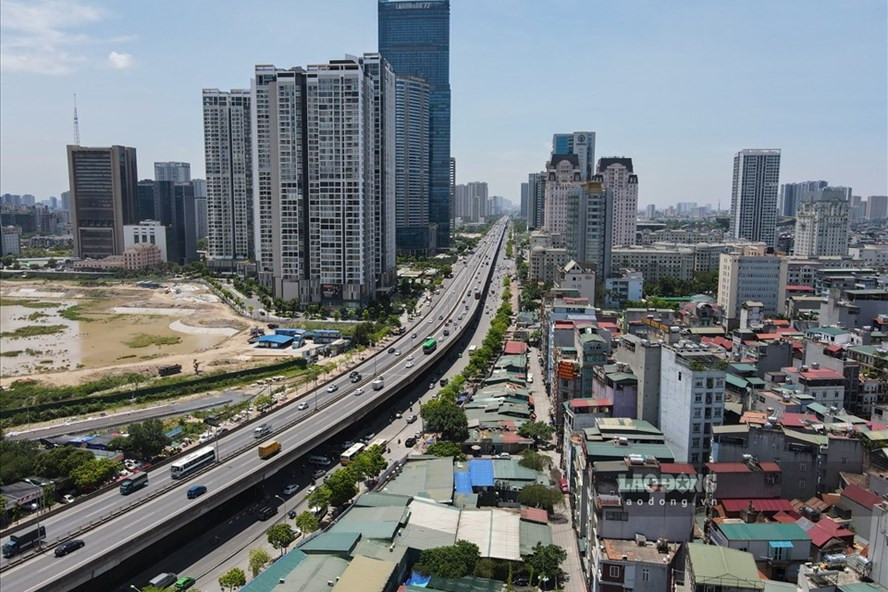 Việc mua bán nhà, công trình xây dựng phải gắn với quyền sử dụng đất. Ảnh minh hoạ: LĐO