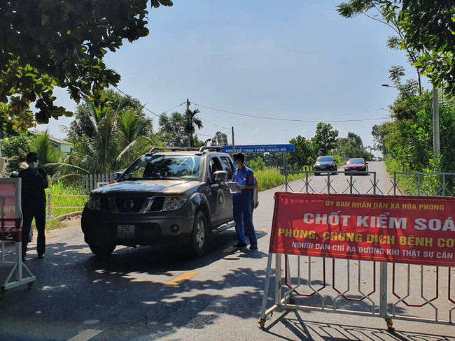 Đà Nẵng tái lập 12 chốt kiểm dịch Covid-19 tại cửa ngõ ra vào thành phố để kiểm dịch phòng chống Covid-19.