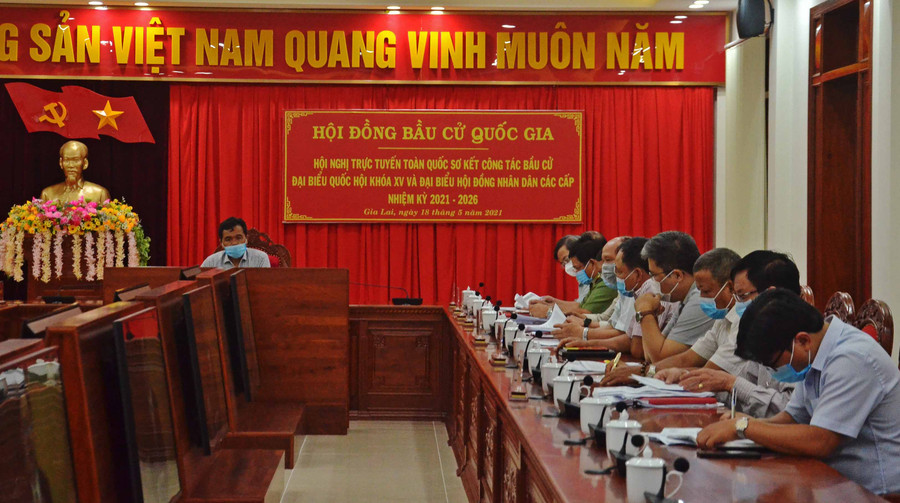 Quang cảnh hội nghị tại điểm cầu Gia Lai. Ảnh: Phương Linh 18-5 Quang cảnh hội nghị tại điểm cầu Gia Lai- ảnh Phương Linh