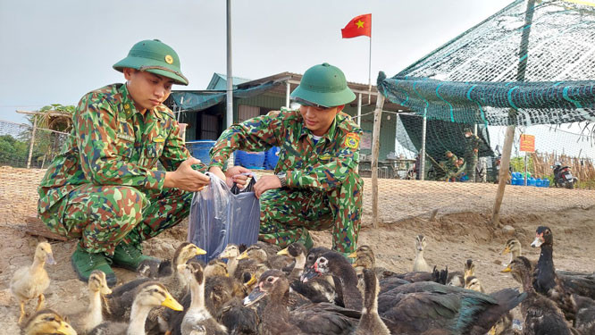 Một chốt canh tại nhà dân thuộc sự quản lý của Đồn Biên phòng cửa khẩu cảng An Thới. Đây là một trong 30 chốt ven biển Phú Quốc