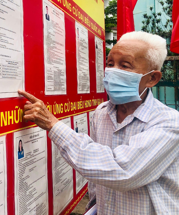 Ông Huỳnh Tấn Thập. Ảnh: Phan Lài Ông Huỳnh Tấn Thập-tổ dân phố 4, phường Tây Sơn, TP. Pleiku. Ảnh: Phan Lài