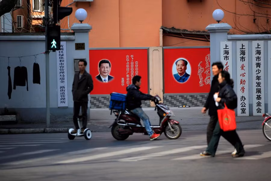  Đảng Cộng sản Trung Quốc gần đây tăng cường học tập tư tưởng của ông Tập Cận Bình - Ảnh: Reuters