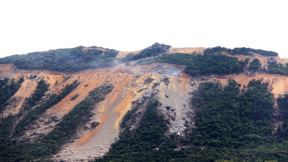 Đồi núi ở bán đảo Phương Mai bị san ủi, đào phá Đồi núi ở bán đảo Phương Mai bị san ủi, đào phá