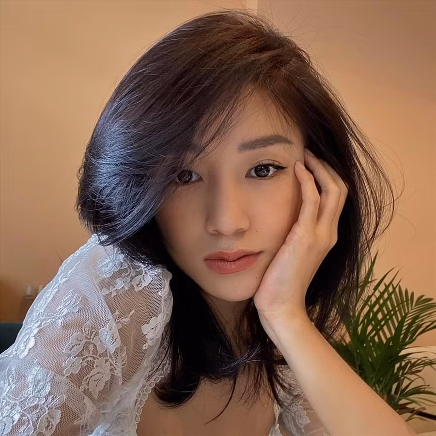 Đường nét trên gương mặt Salim đều cân xứng, hoàn hảo. Ảnh: NVCC.