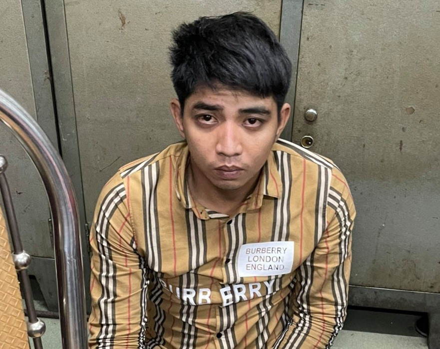  Nghi phạm Nguyễn Hữu Duy tại công an - Ảnh: C.T.V