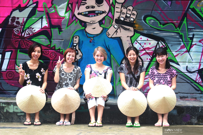 Sở Du lịch TP.HCM đề xuất UBND TP xem xét trình Chính phủ áp dụng hộ chiếu vaccine, đón khách quốc tế. Ảnh: Hồng Phúc.