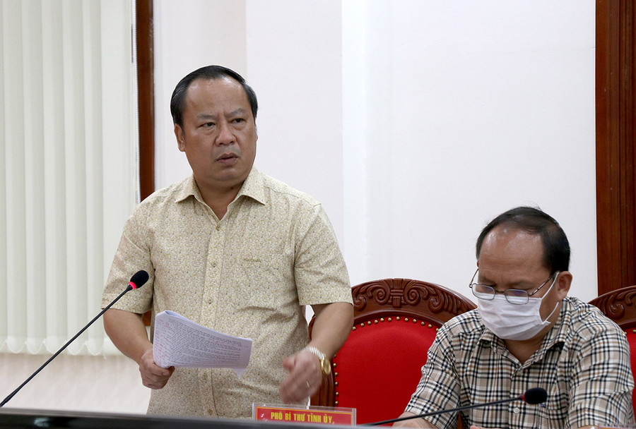 27-5 Phó Bí thư Thường trực Tỉnh ủy Châu Ngọc Tuấn phát biểu tại phiên họp thứ 4 của Ủy ban bầu cử tỉnh-ảnh Phương Linh.jpg