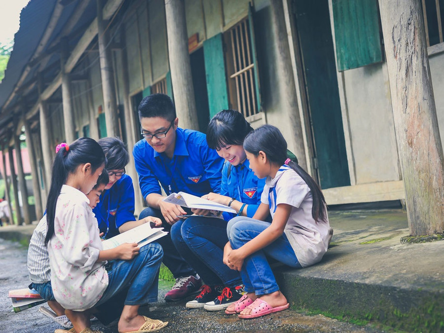 Phong trào tình nguyện giáo dục thanh thiếu nhi ý thức vì cộng đồng. Ảnh: V.T