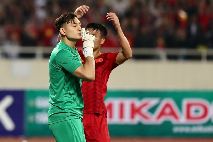 Văn Lâm có mà trình diễn xuất thần trước đội tuyển Thái Lan. Ảnh: Sơn Tùng