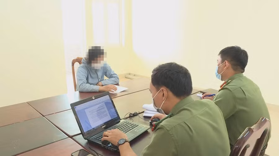 P.T.P tại cơ quan công an.