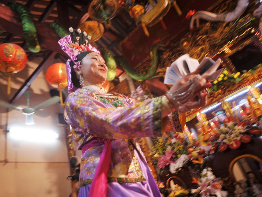 Nét đẹp trong nghi lễ lên đồng là nguồn cảm hứng cho nhiều nghệ sĩ trong sáng tác nghệ thuật