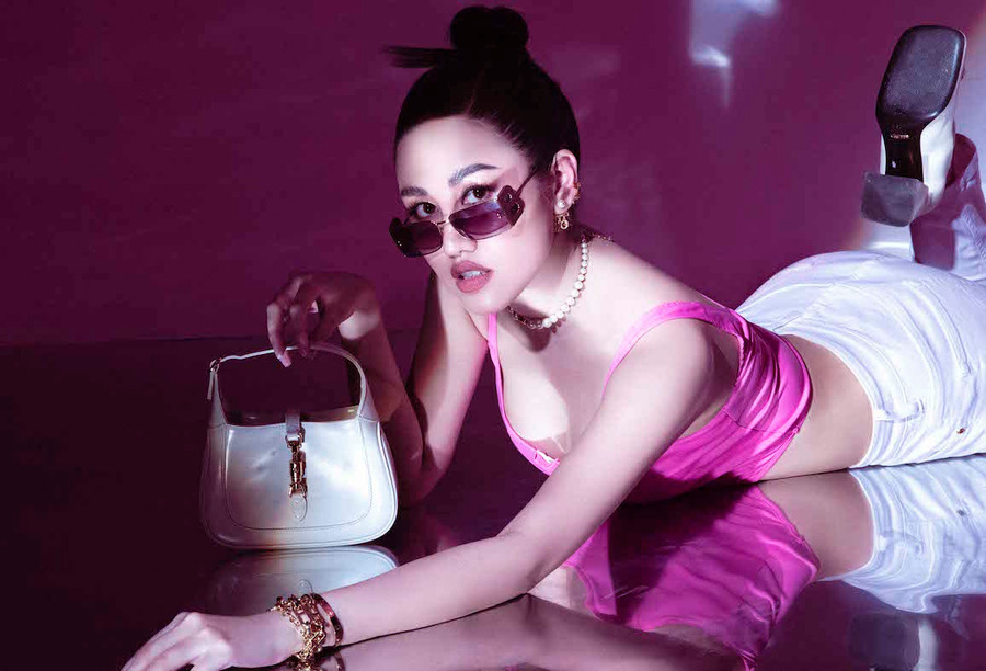 Nhờ tích cực tập luyện cùng việc ăn uống khoa học, Emily Hồng Nhung khiến nhiều trầm trồ bởi số đo hình thể 86-59-96. ẢNH: TIÊN NGUYỄN