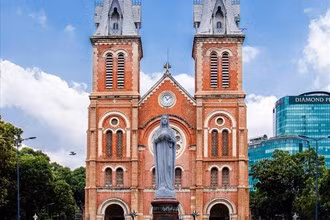 Nhà thờ Đức Bà (Thành phố Hồ Chí Minh). Ảnh: Anh Tú Nhà thờ Đức Bà (Thành phố Hồ Chí Minh). Ảnh: Anh Tú