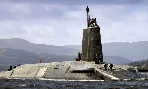Tàu ngầm HMS Vigilant, một trong những vũ khí hạt nhân có sức hủy diệt hàng đầu của Anh