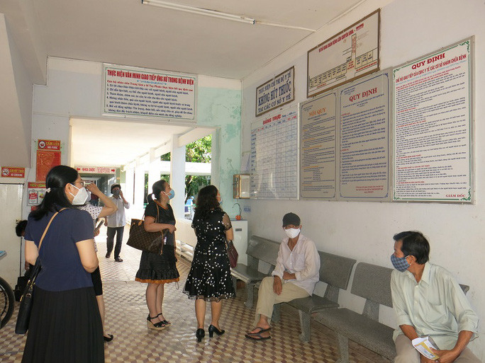 Trung tâm Y tế huyện Tuy Phước, nơi nạn nhân Trần Thị Thanh Nga được 2 người chưa rõ danh tính đưa đến cấp cứu