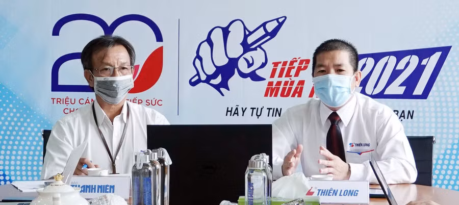 Buổi gặp gỡ báo chí được tổ chức trực tuyến tại điểm cầu Hà Nội và TP.HCM. ẢNH: ĐÀO NGỌC THẠCH