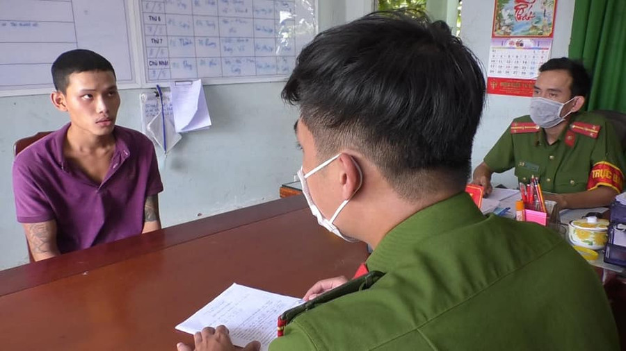 Qua đấu tranh, Tài khai nhận cả chục vụ trộm mai cảnh- ẢNH: NGUYỄN TÚ