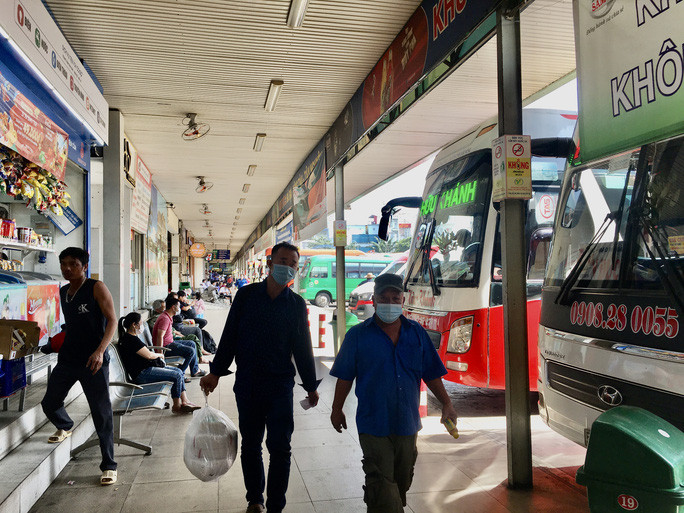 Từ 0 g ngày 15-5, TP HCM tạm dừng đón, trả, khách tại các tỉnh, thành có dịch bệnh