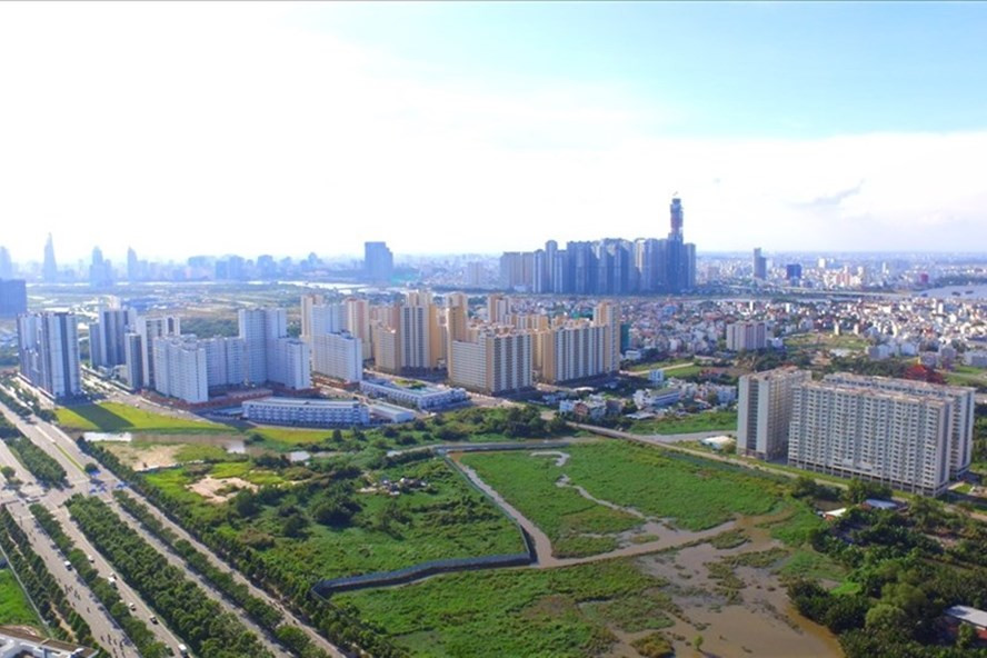 Bất chấp dịch COVID-19, giá căn hộ vẫn liên tiếp thiết lập mặt bằng mới. Ảnh: Quang Duy