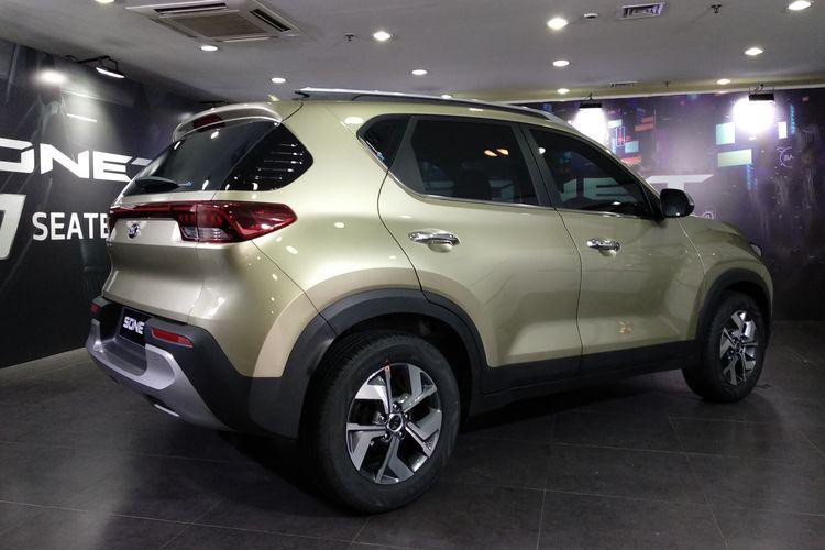 Dù đã kéo dài so với bản 5 chỗ, KIA Sonet vẫn ngắn hơn Mitsubishi Xpander, Suzuki XL7 đáng kể Dù đã kéo dài so với bản 5 chỗ, KIA Sonet vẫn ngắn hơn Mitsubishi Xpander, Suzuki XL7 đáng kể