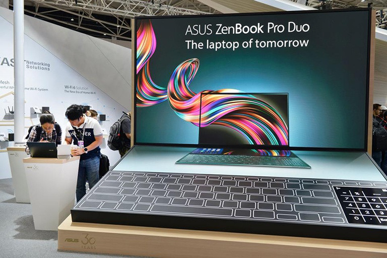 Thị trường PC sẽ tăng trưởng mạnh hơn nếu không bị thiếu hụt chip. ẢNH: REUTERS