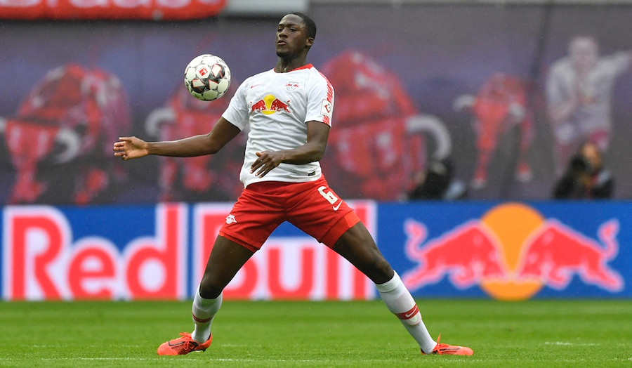 Trung vệ Ibrahima Konate là bản hợp đồng đầu tiên của Liverpool. Ảnh: AFP Trung vệ Ibrahima Konate là bản hợp đồng đầu tiên của Liverpool. Ảnh: AFP