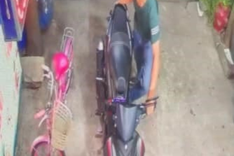 Nghi phạm đâm bác sĩ tử vong ở thành phố Thuận An, Bình Dương. Ảnh: Công an cung cấp Nghi phạm đâm bác sĩ tử vong ở thành phố Thuận An, Bình Dương. Ảnh: Công an cung cấp